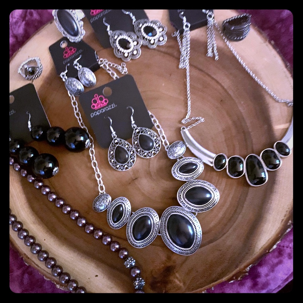 Black Jewelry Bundle